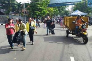 Aksi Peduli Sampah BEM Uniku.